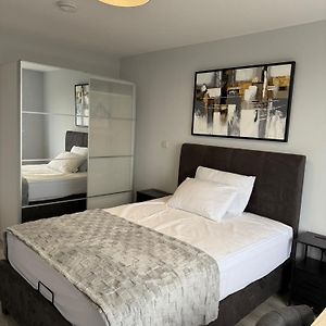 Luxury Room With Sea Views And Modern Conveniences